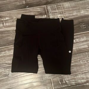 Lululemon s6 black pocket legging raw hem great condition swift speed 25 in